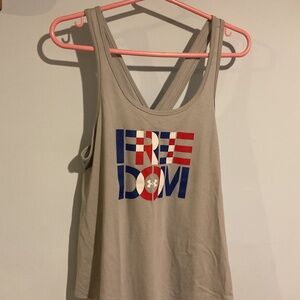 UNDER ARMOUR WOMENS FREEDOM TANK NWT MED